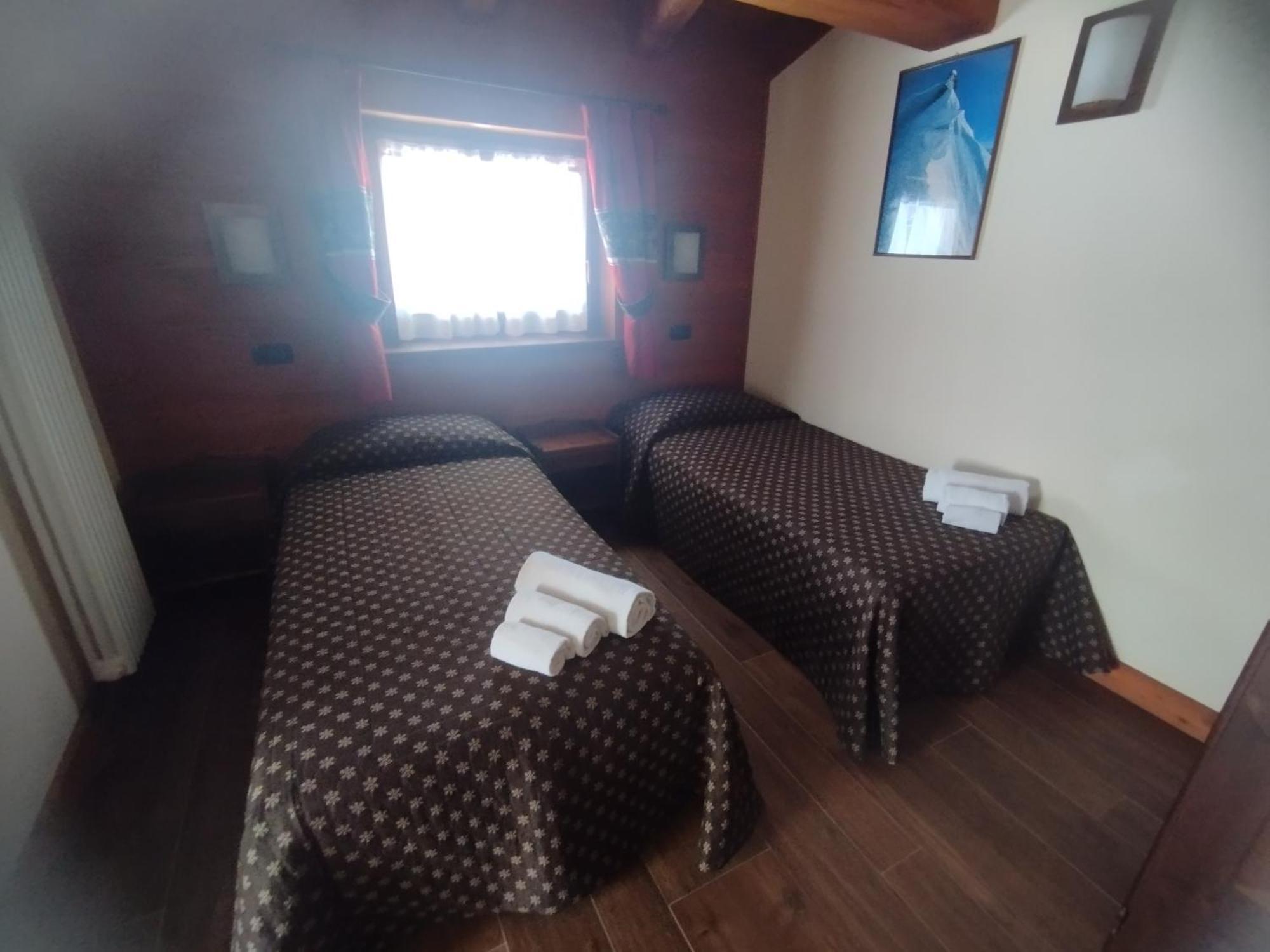 Villa Americana Chambres D'Hotes Чамполук Екстериор снимка